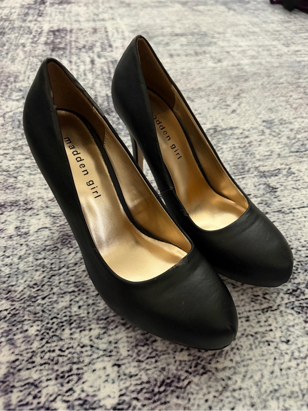 Madden Girl Black Rounded-Toe High Heel Pumps